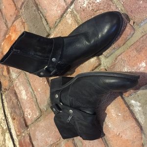 Shoe the Bear Apache Boots